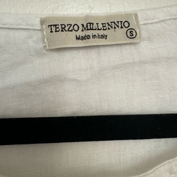 Terzo Millenio White Linen Top Lagenlook size small - Picture 2 of 8